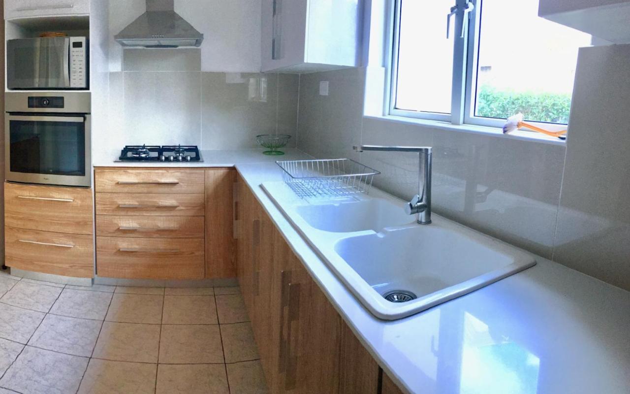 Beachfront Villa In A Beautiful And Secured Complex Flic-en-Flacq Eksteriør bilde