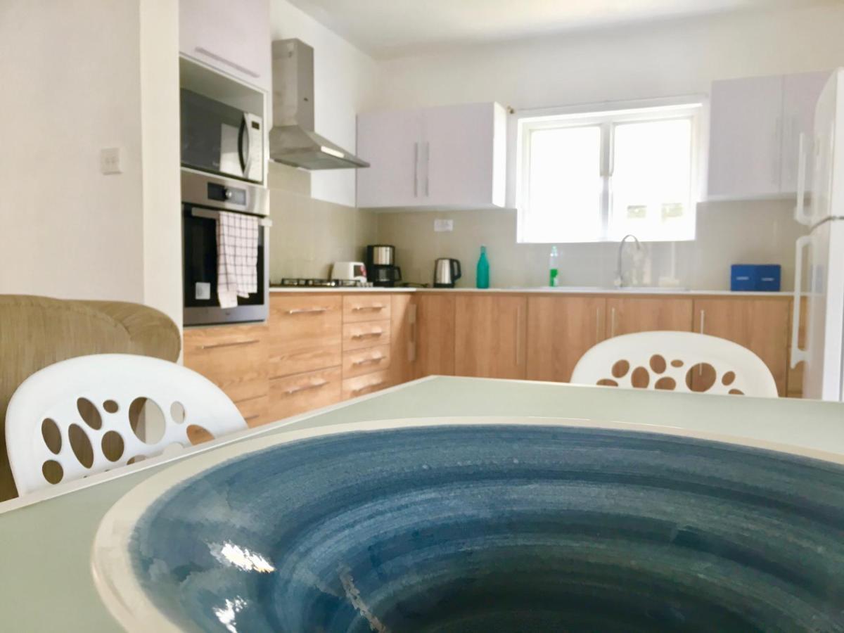 Beachfront Villa In A Beautiful And Secured Complex Flic-en-Flacq Eksteriør bilde